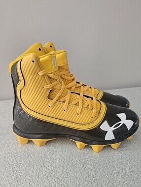NWOB UNDER ARMOUR Highlight RM Junior Football Cleats, Shoes